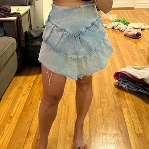 The Ruffle Mini Raww Edge Skirt brand:MOTHER